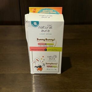 Olay Natural Aura Sunny Bunny 2 in 1 Facial Cream